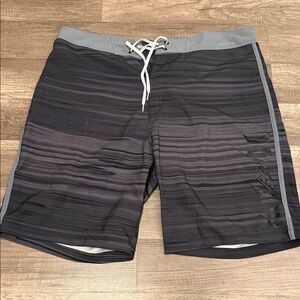 Men's Hurley Sz 33 Black and Gray Swim Shorts